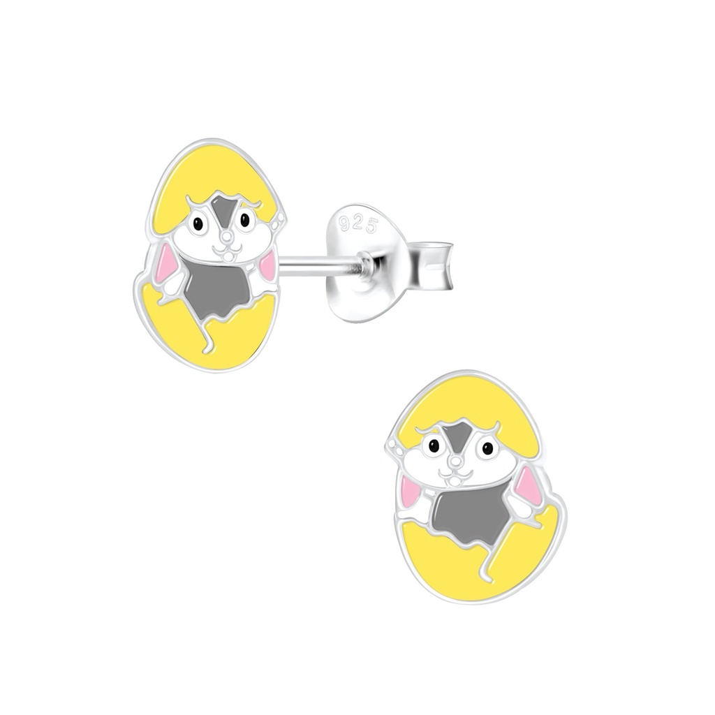 Puces d'oreilles œuf qui éclot en argent
